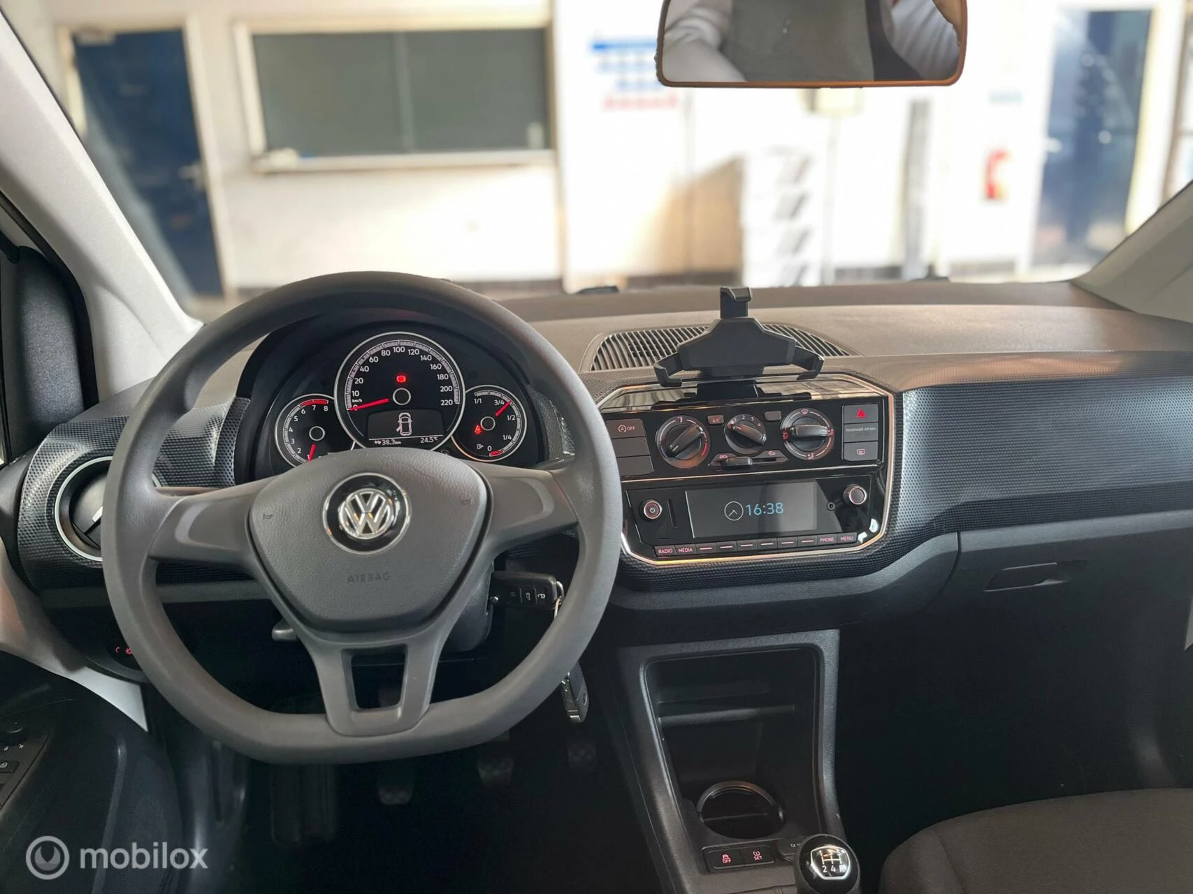 Hoofdafbeelding Volkswagen up!
