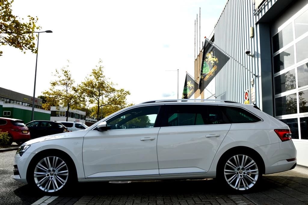 Hoofdafbeelding Škoda Superb