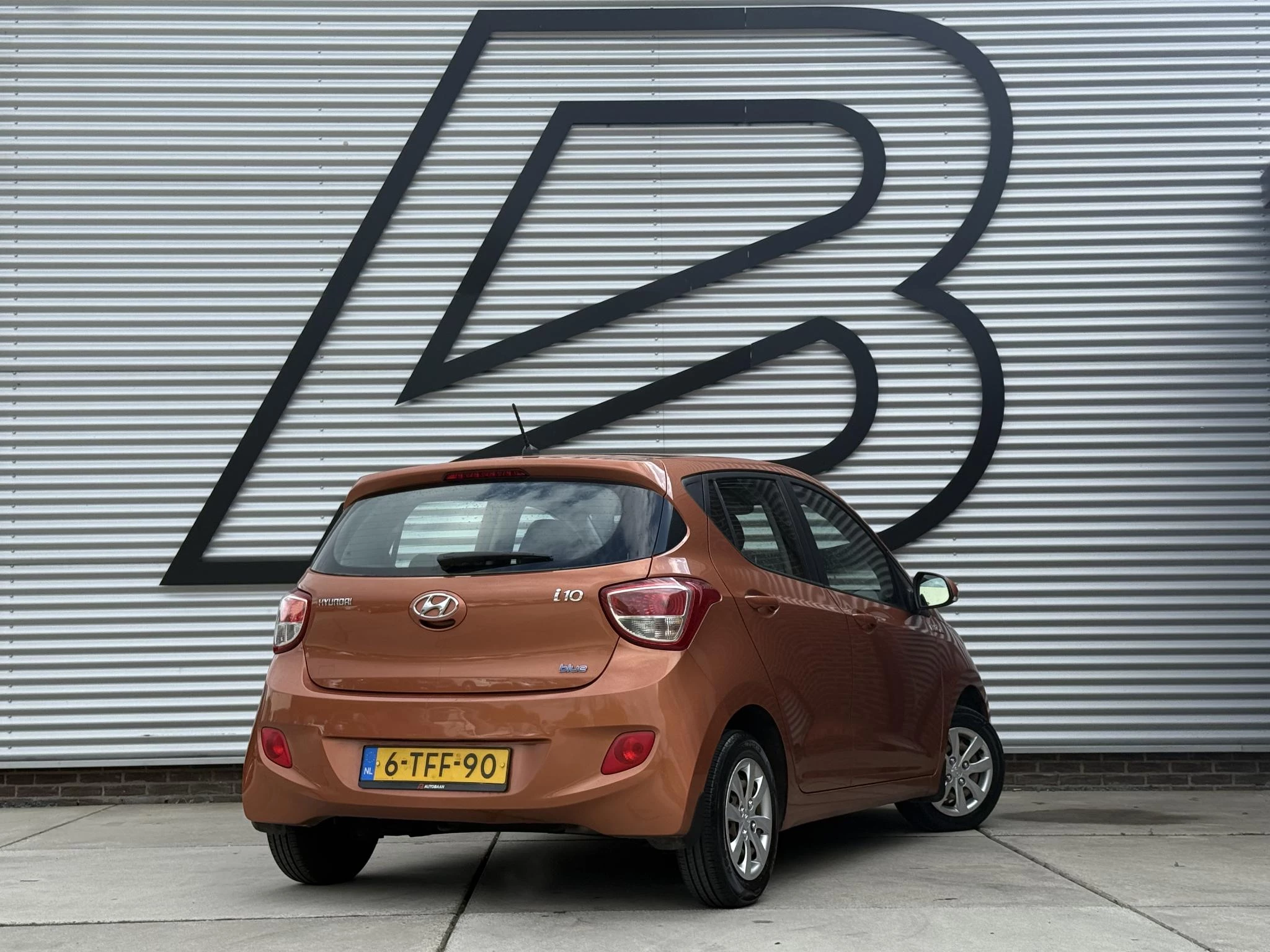 Hoofdafbeelding Hyundai i10