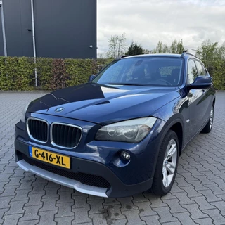 BMW X1 xDrive20i | Navi | Stoelverwarming | NW APK!