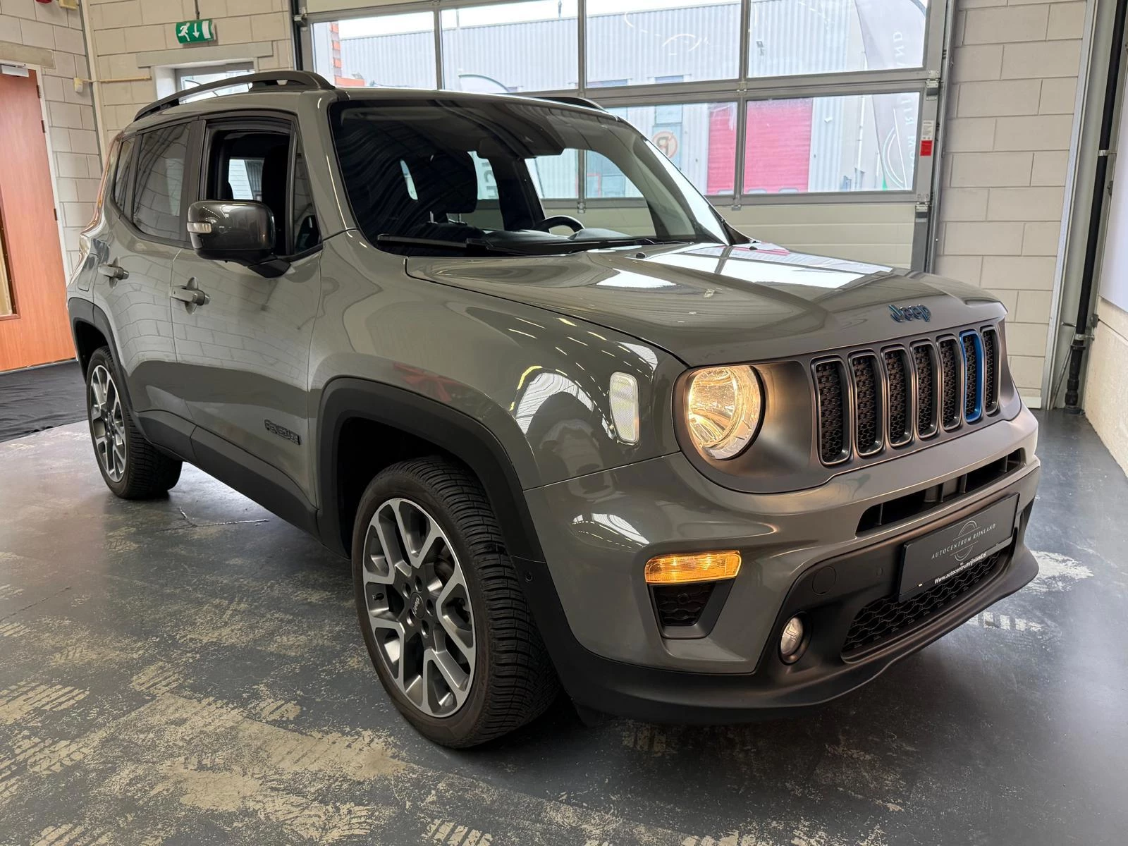 Hoofdafbeelding Jeep Renegade