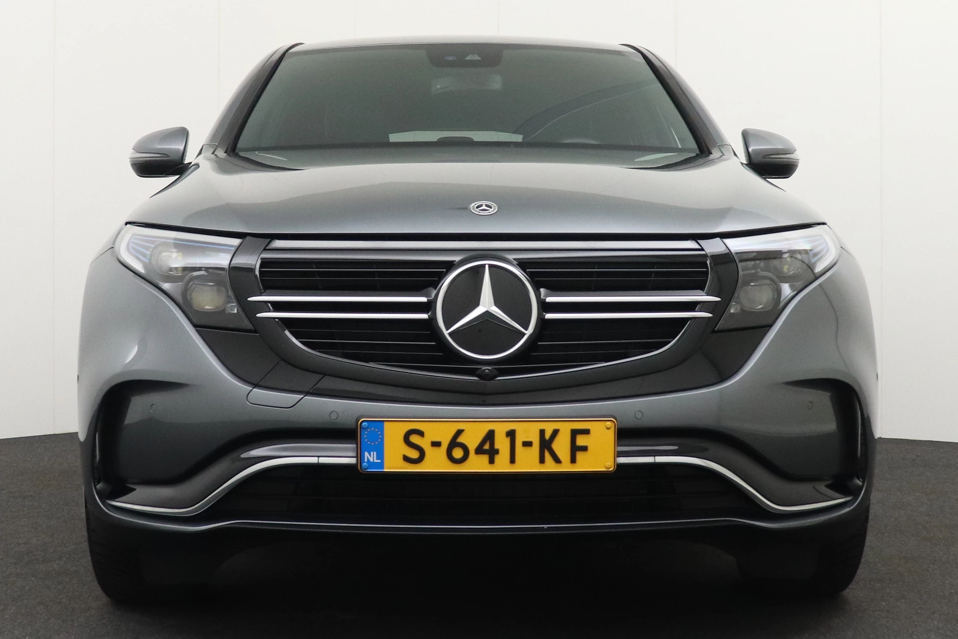 Hoofdafbeelding Mercedes-Benz EQC