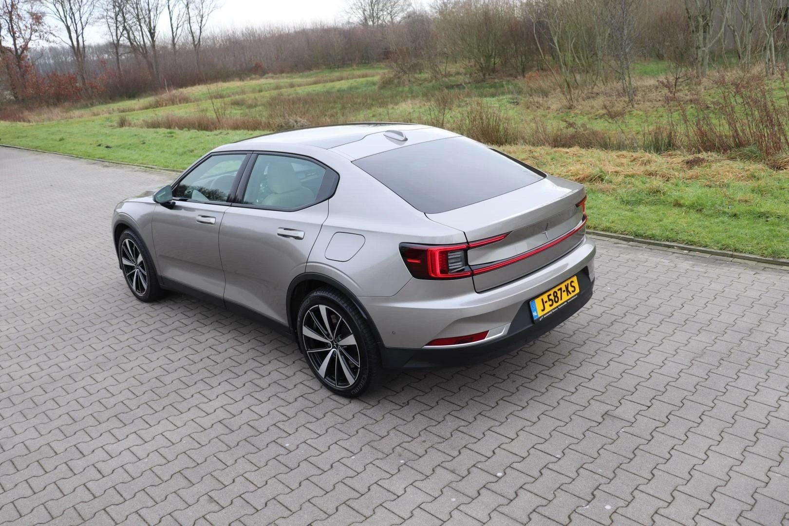 Hoofdafbeelding Polestar 2