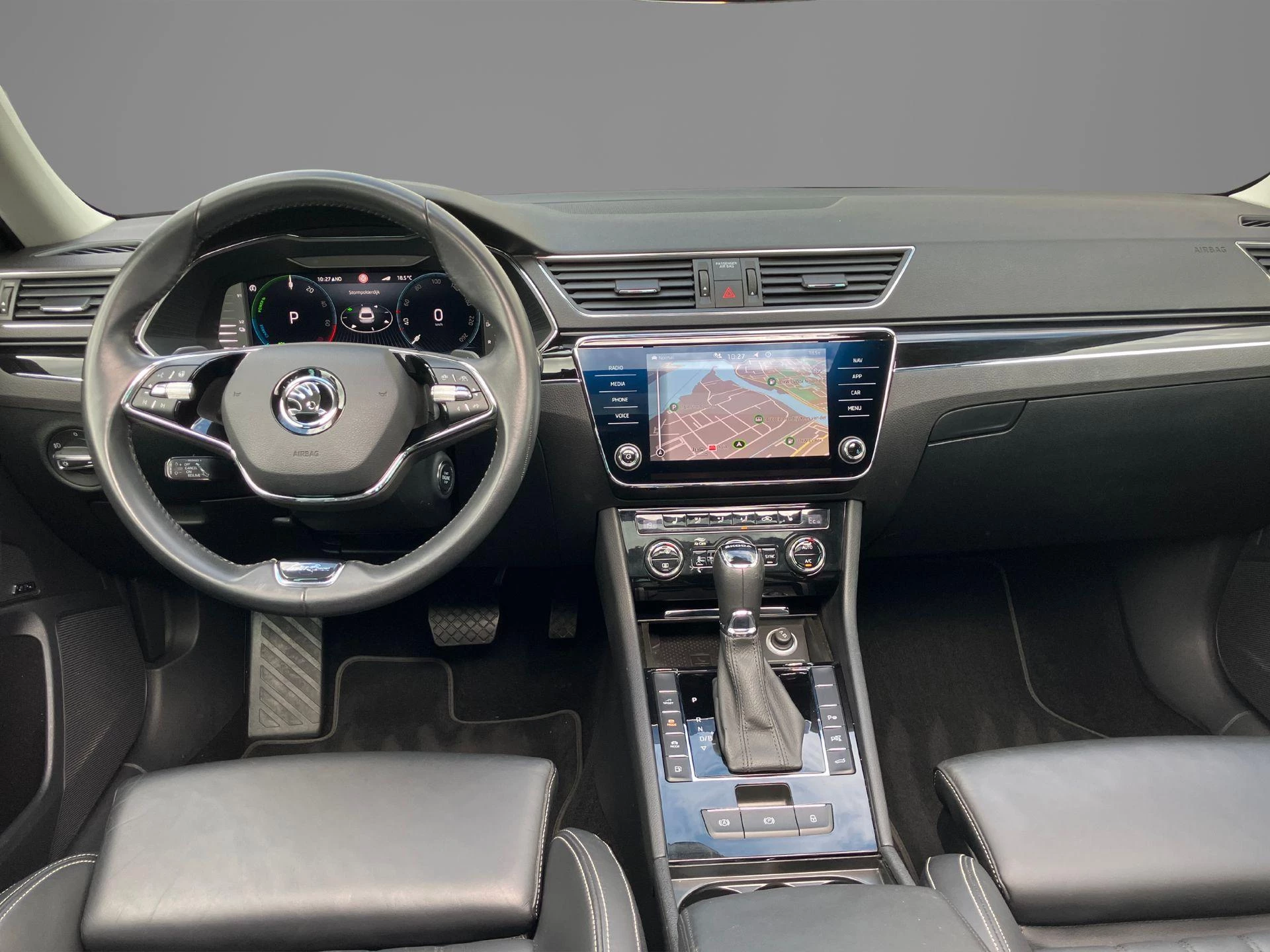 Hoofdafbeelding Škoda Superb