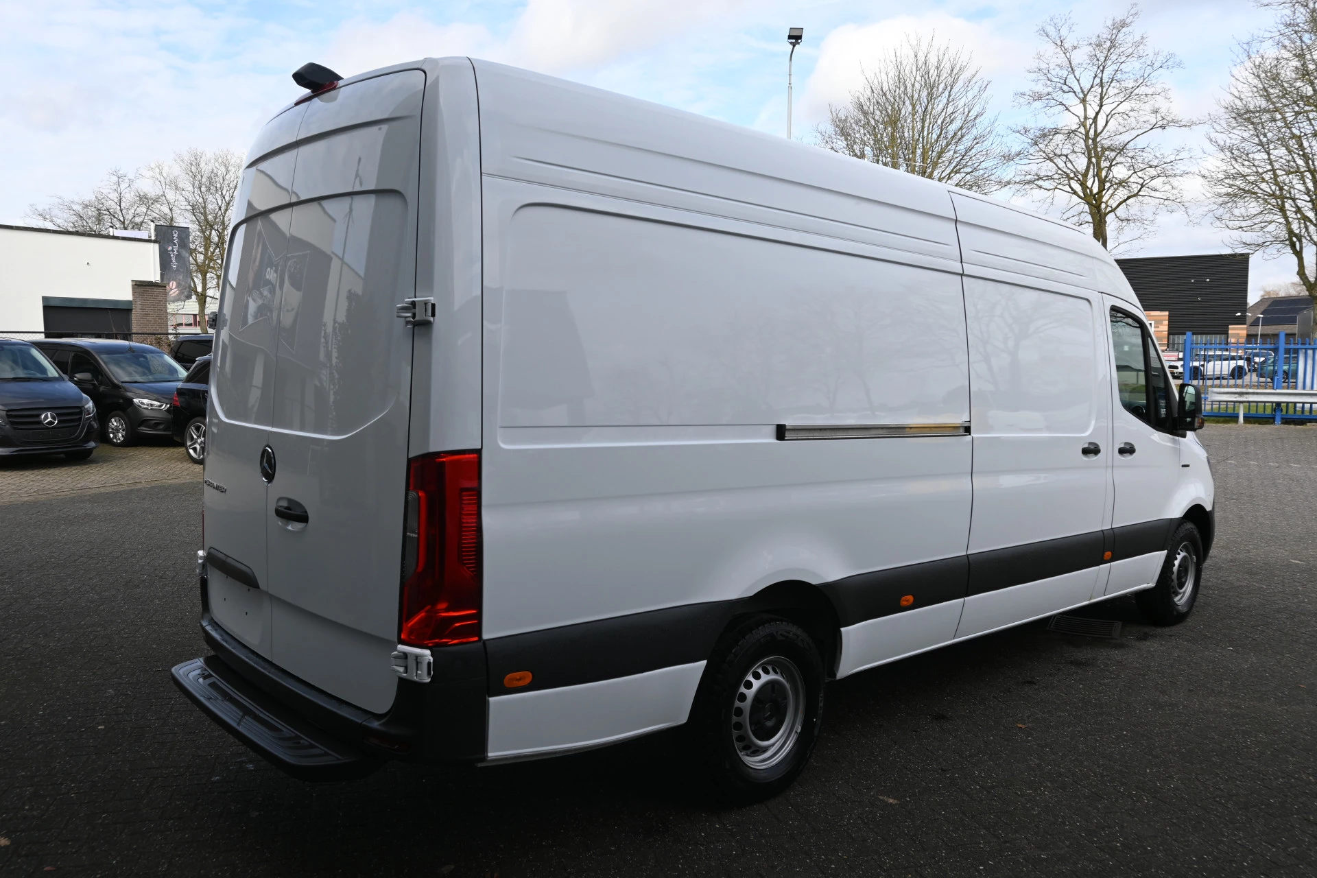 Hoofdafbeelding Mercedes-Benz eSprinter
