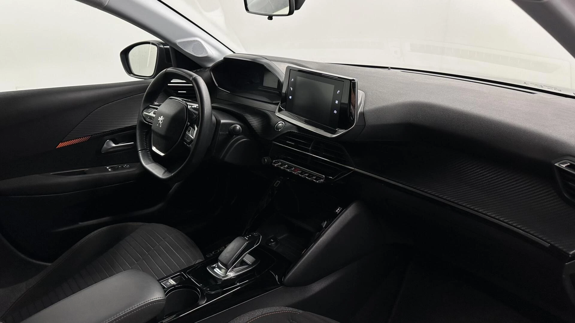 Hoofdafbeelding Peugeot e-208