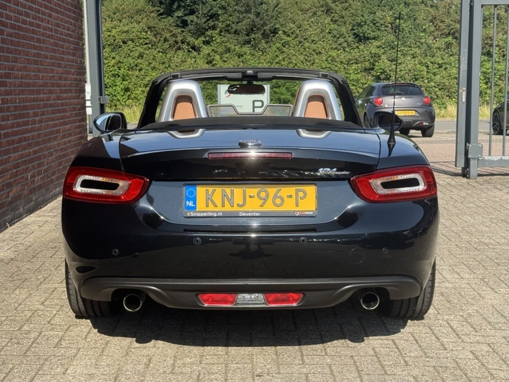 Hoofdafbeelding Fiat 124 Spider