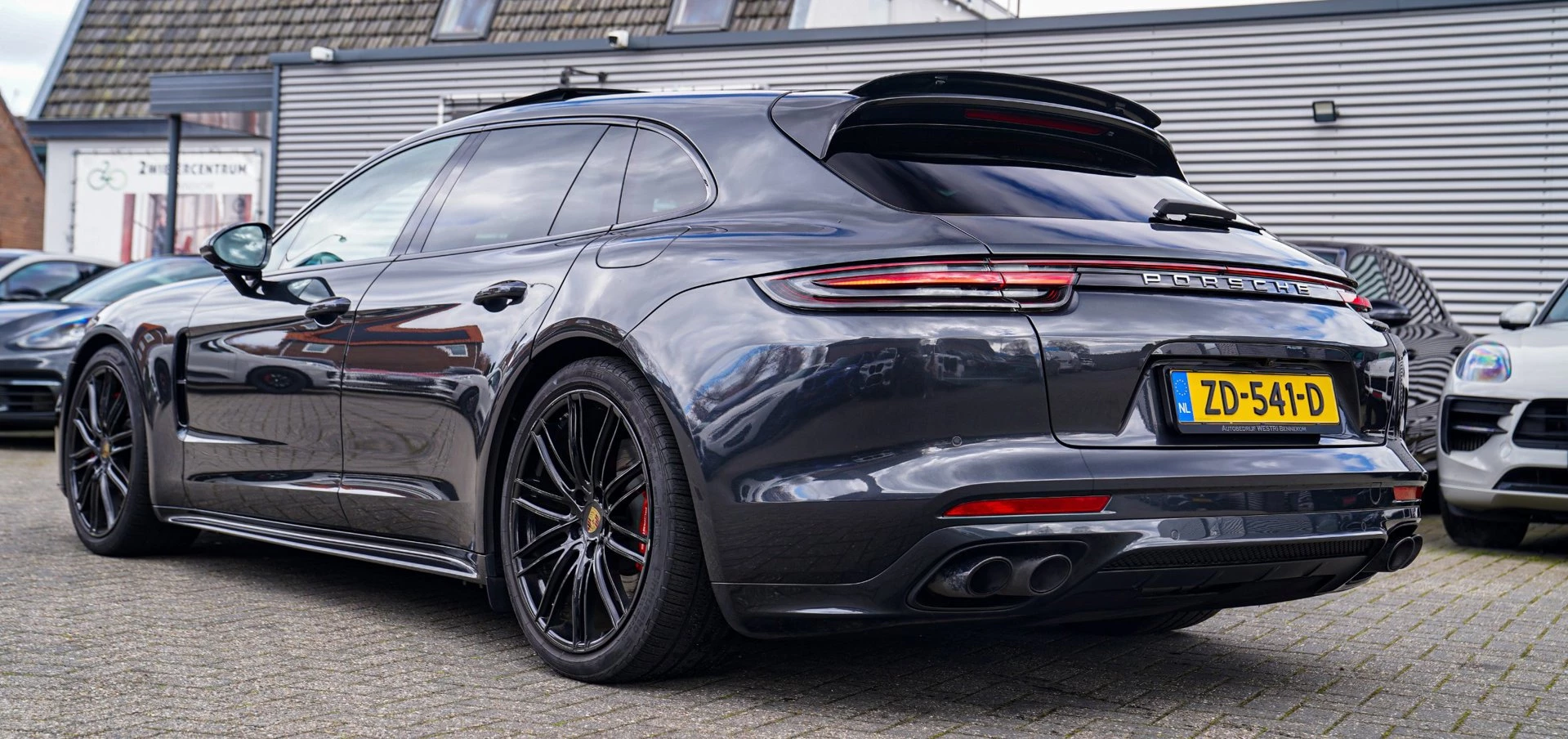 Hoofdafbeelding Porsche Panamera