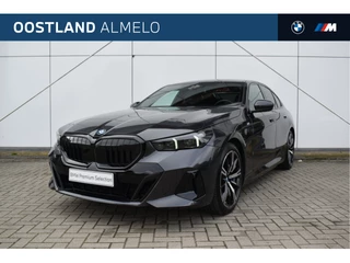 BMW 5 Serie 550e xDrive M Sport Automaat / Panoramadak / Trekhaak / Adaptief onderstel professional / Stoelventilatie / Parking Assistant Professional / Bowers & Wilkins / Adaptieve LED