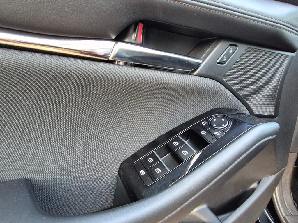 Hoofdafbeelding Mazda 3