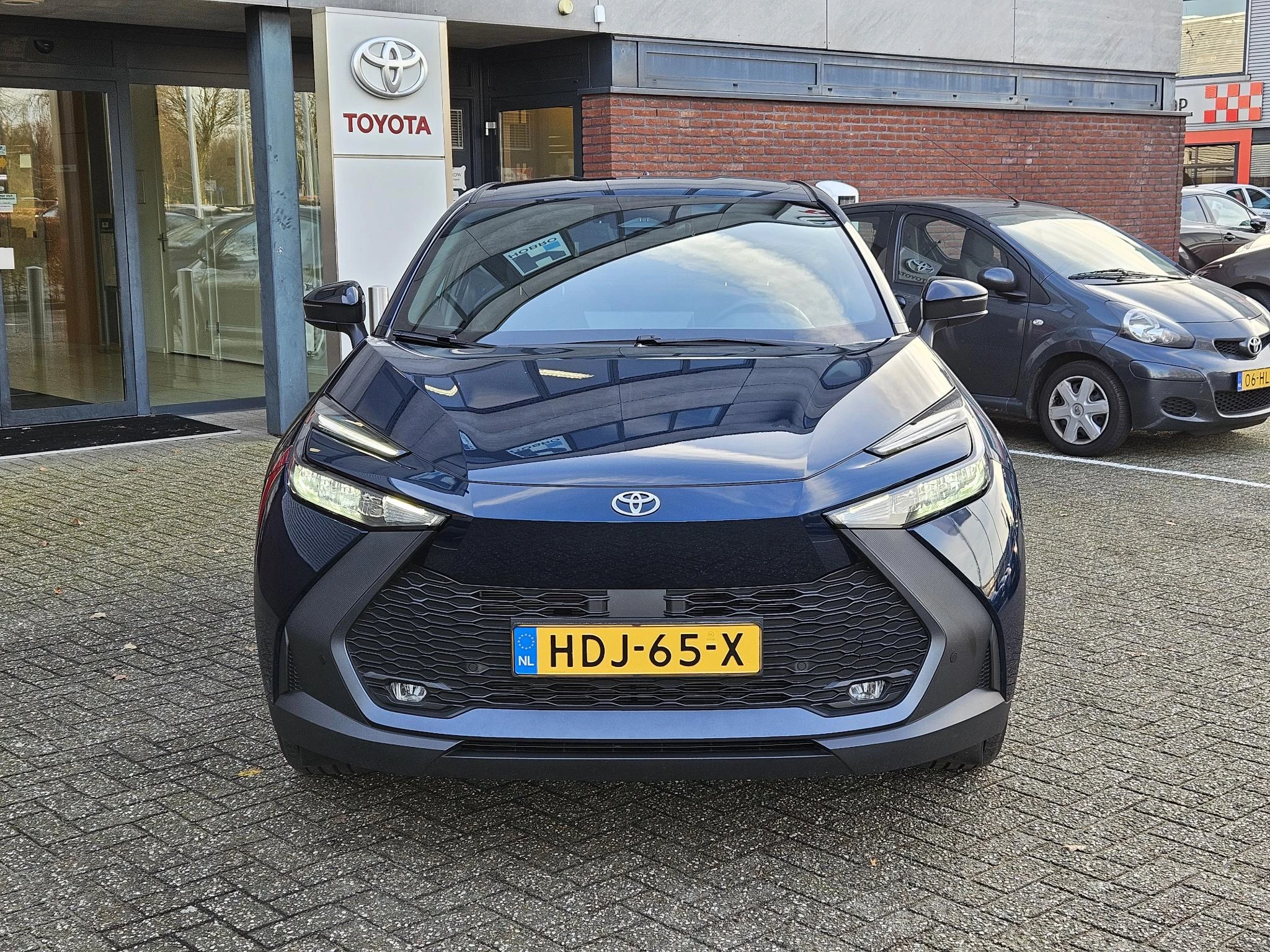 Hoofdafbeelding Toyota C-HR