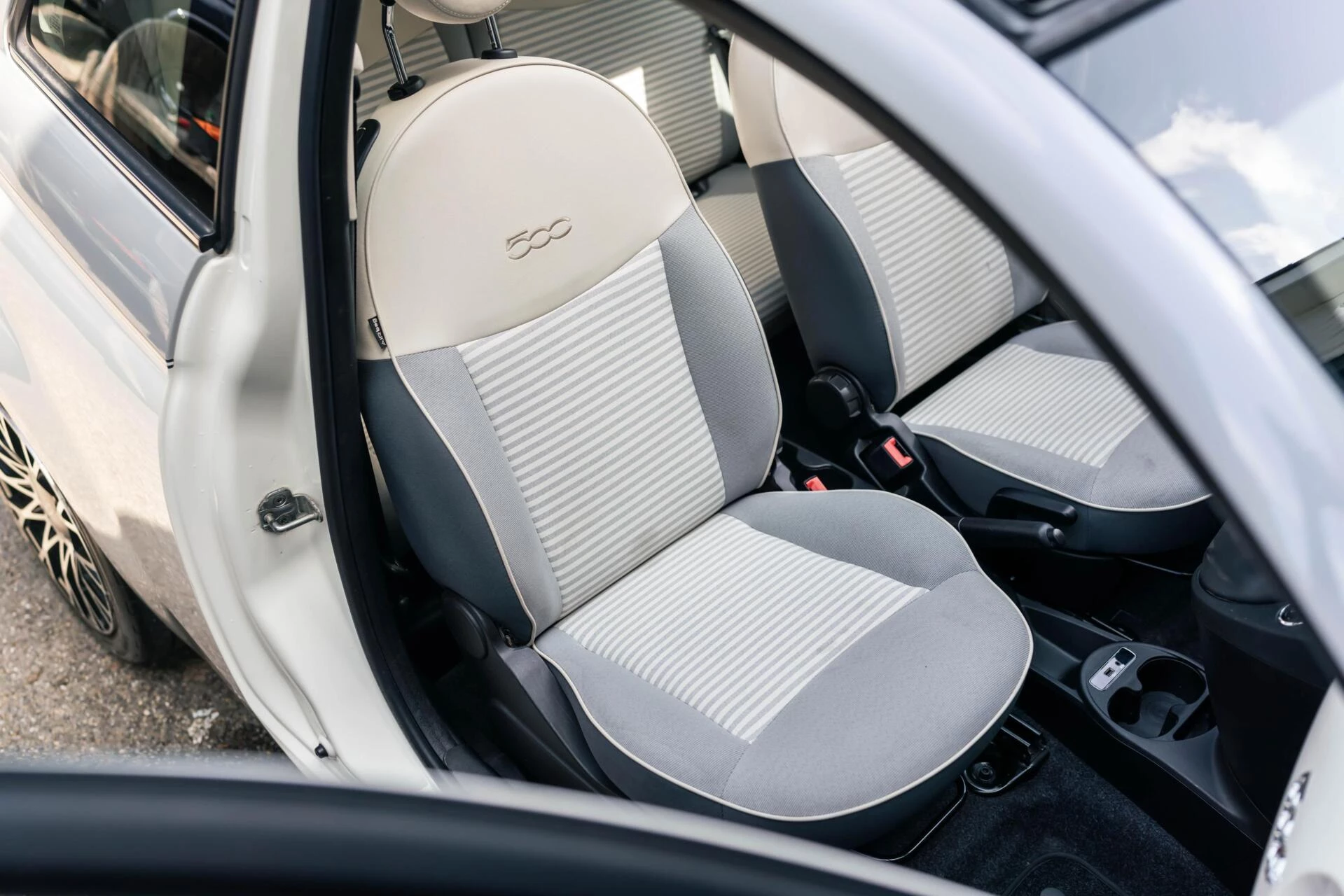 Hoofdafbeelding Fiat 500C