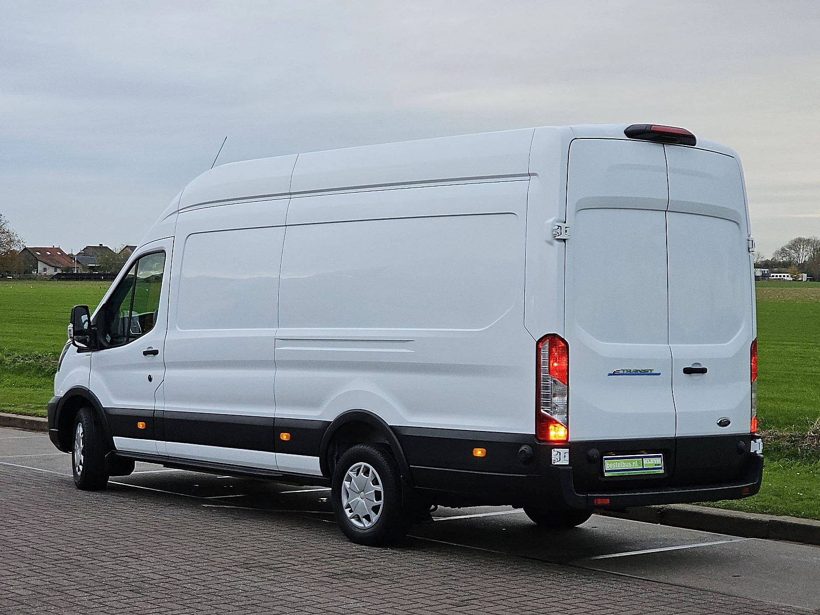 Hoofdafbeelding Ford E-Transit