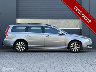 Hoofdafbeelding Volvo V70 Volvo V70 2.0 D4 Geartronic-8 Momentum /Sensus Navi/Stuurverwarming/DigiDash