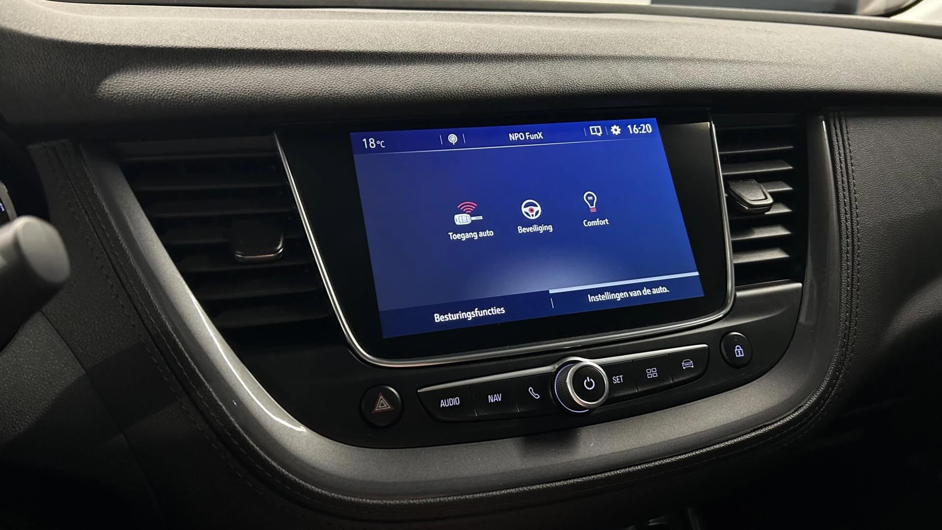 Hoofdafbeelding Opel Grandland X