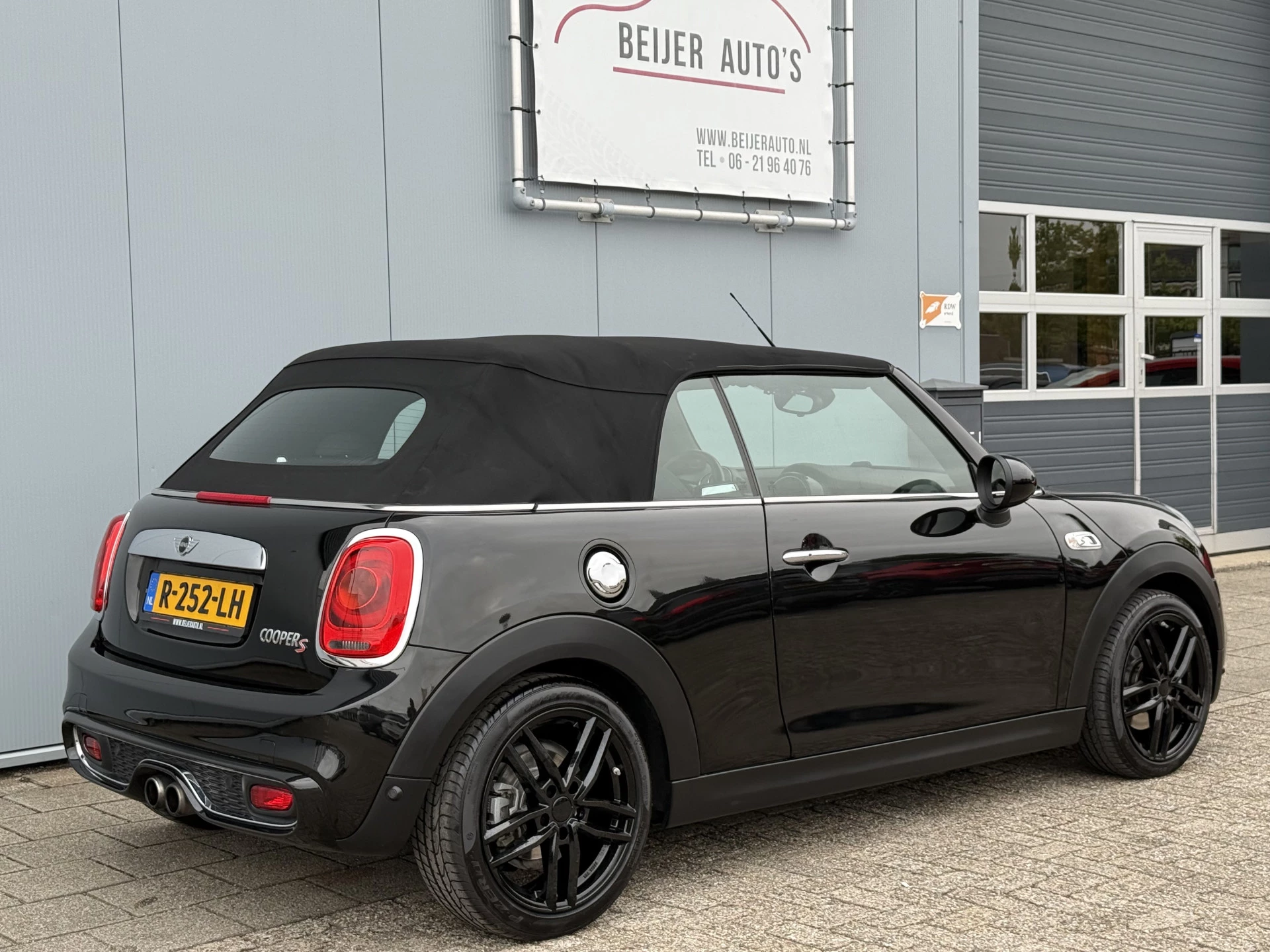 Hoofdafbeelding MINI Cooper S Cabrio
