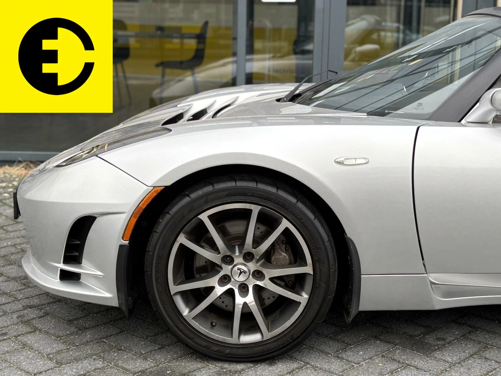 Hoofdafbeelding Tesla Roadster