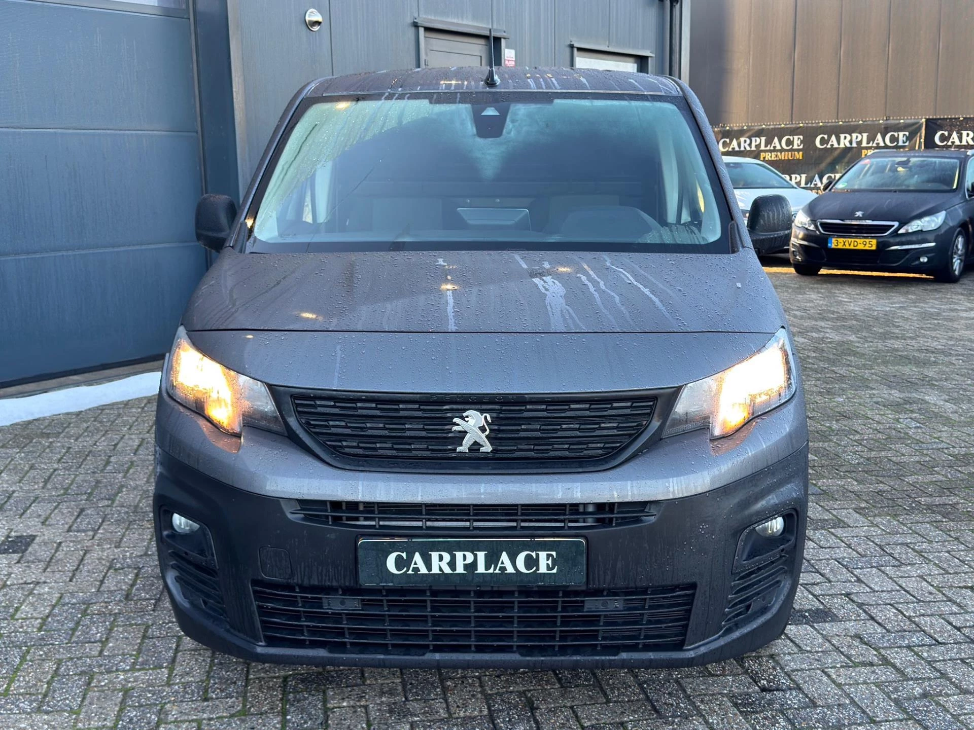 Hoofdafbeelding Peugeot Partner