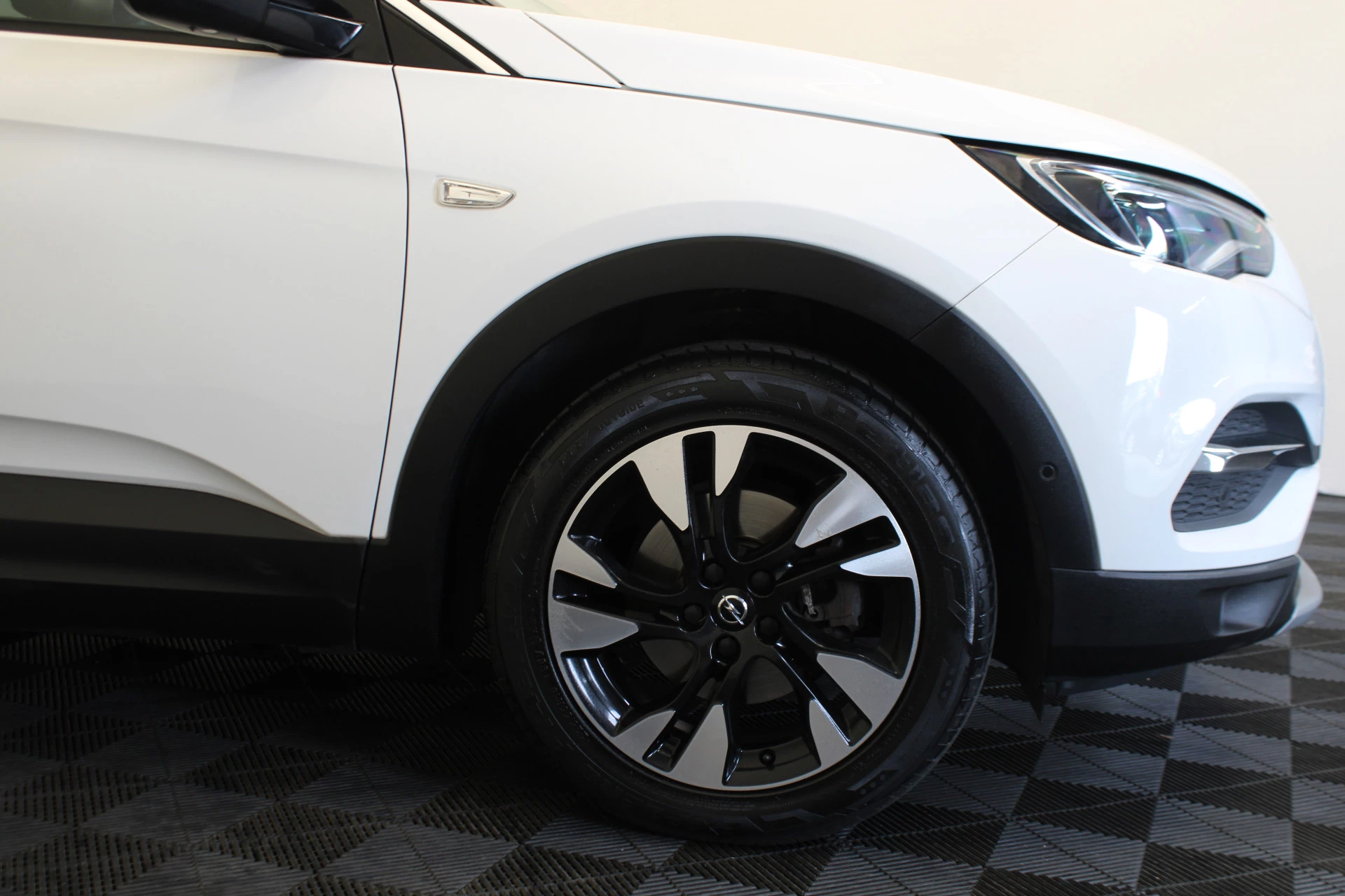 Hoofdafbeelding Opel Grandland X