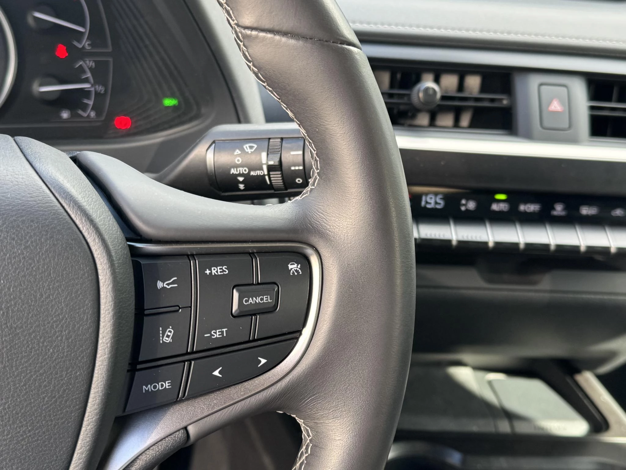 Hoofdafbeelding Lexus UX