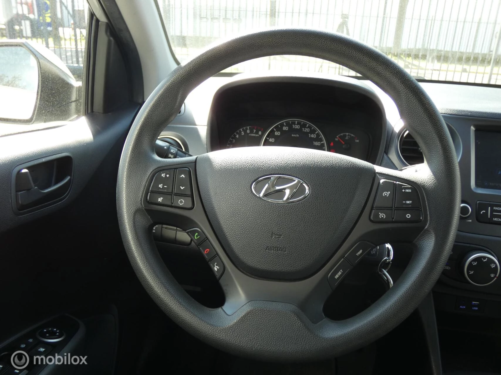 Hoofdafbeelding Hyundai i10