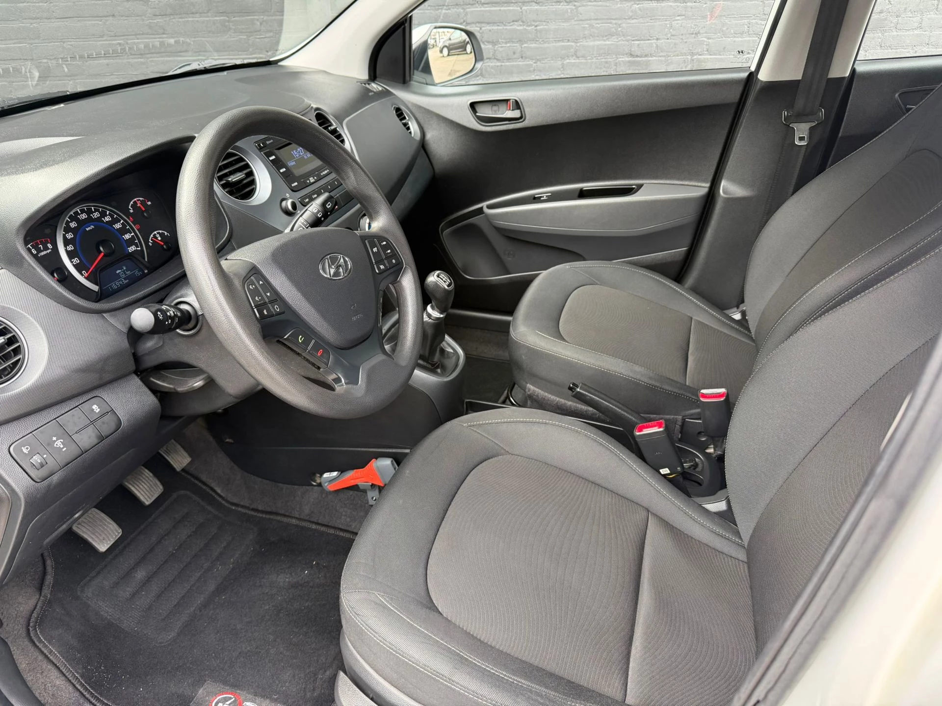 Hoofdafbeelding Hyundai i10
