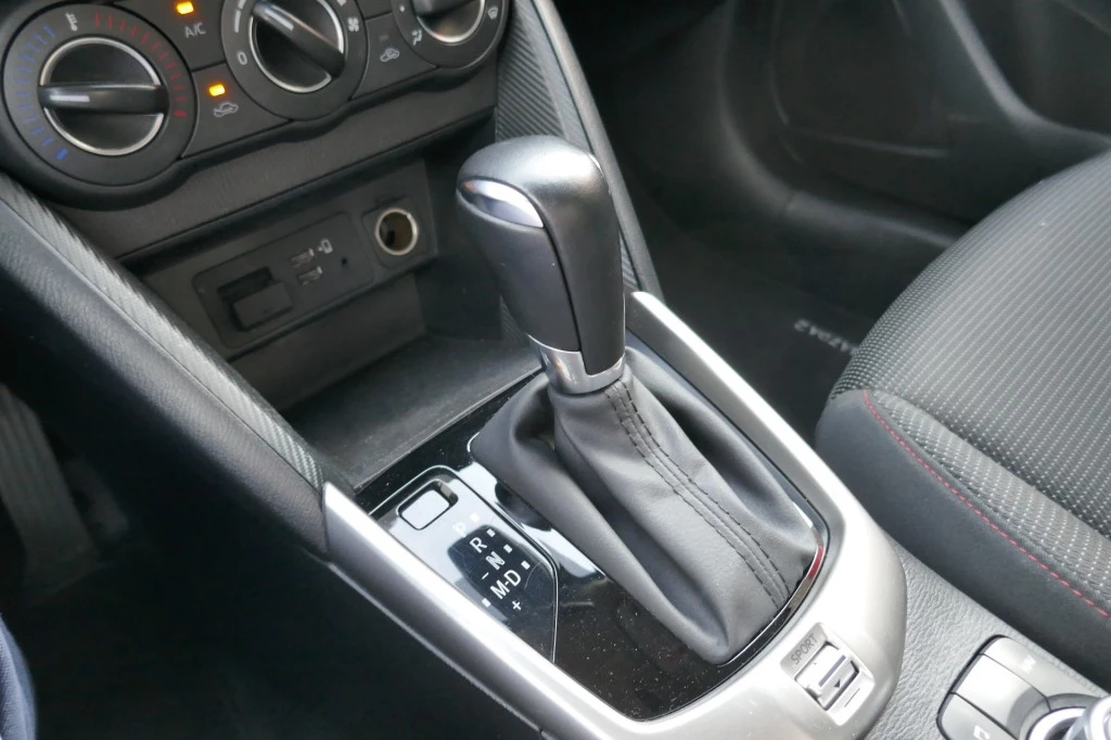 Hoofdafbeelding Mazda 2