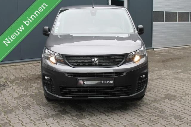 Hoofdafbeelding Peugeot Partner