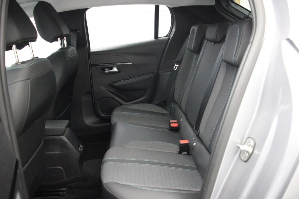 Hoofdafbeelding Peugeot e-208