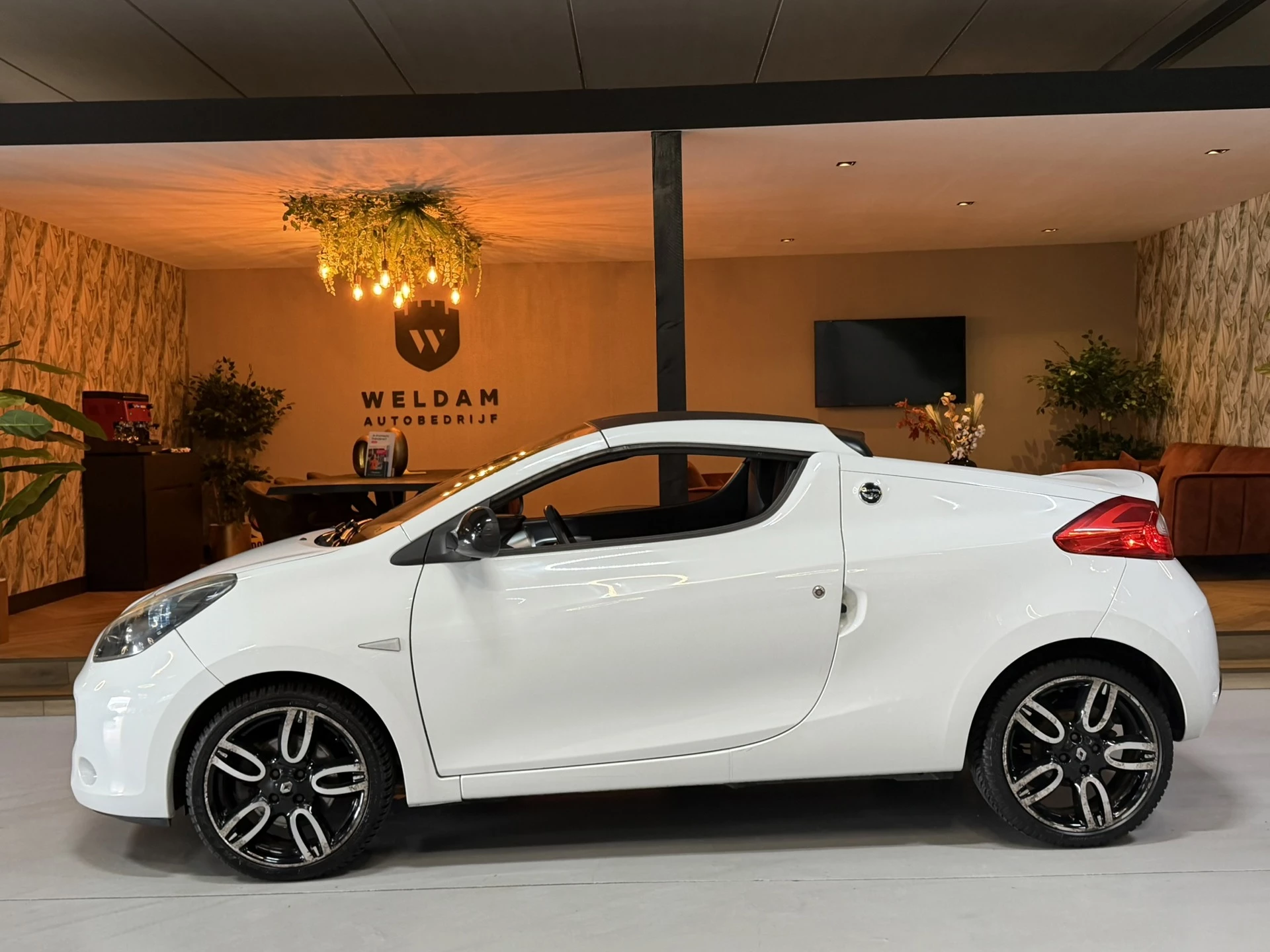 Hoofdafbeelding Renault Wind