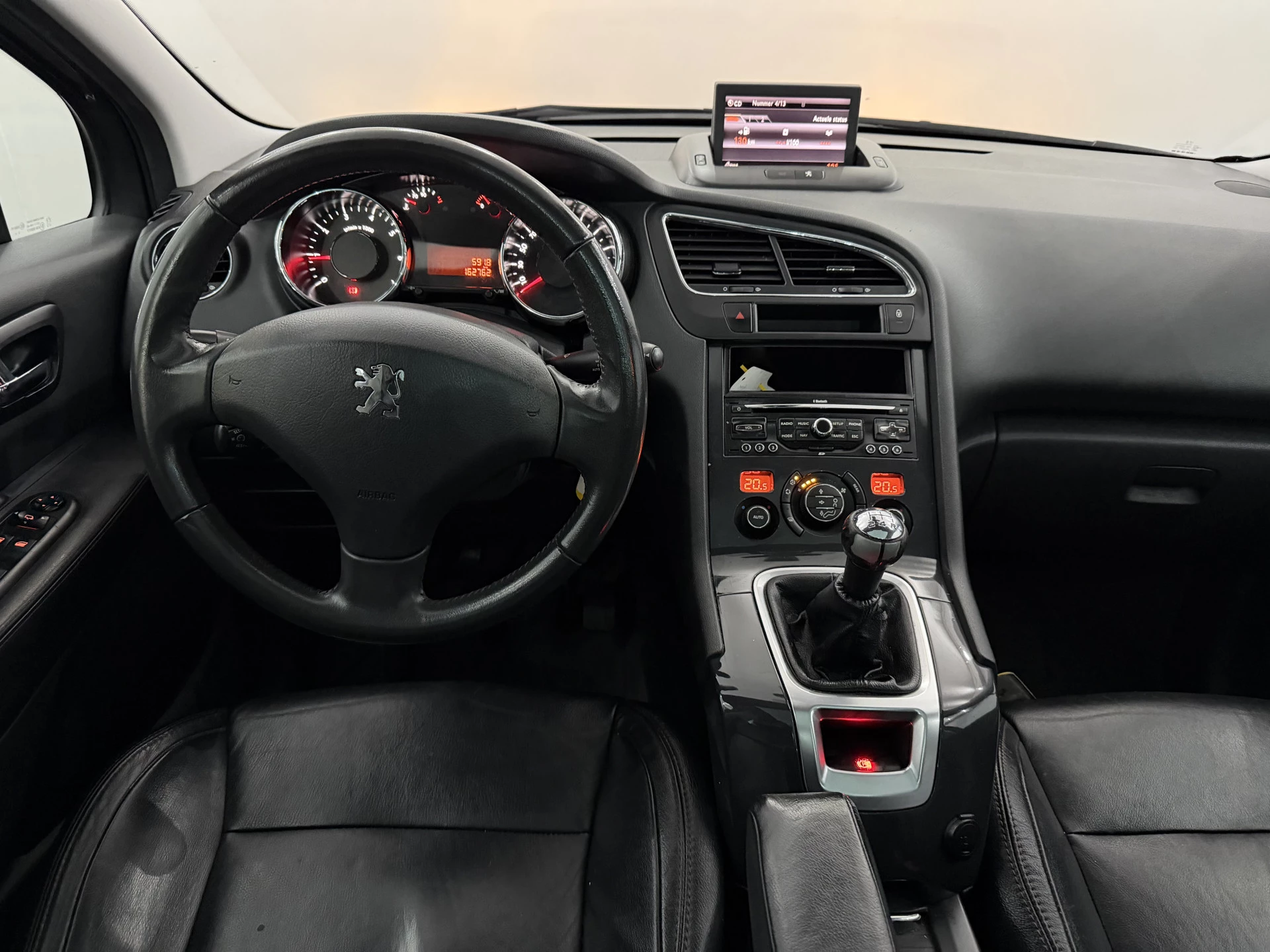 Hoofdafbeelding Peugeot 5008