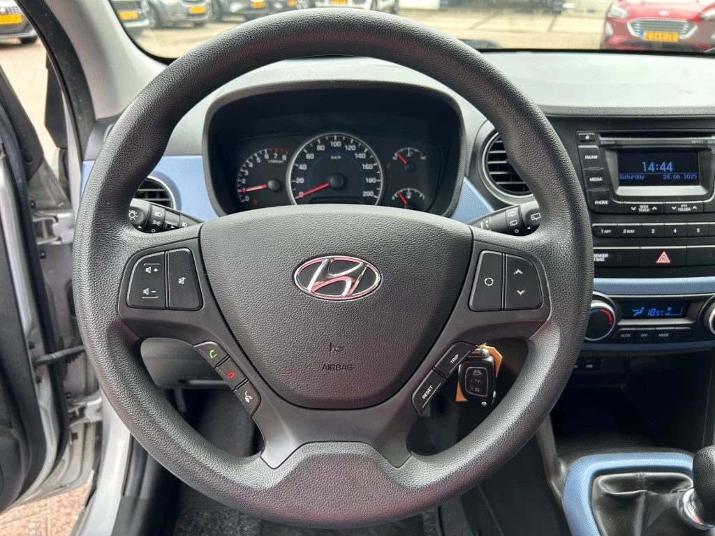 Hoofdafbeelding Hyundai i10