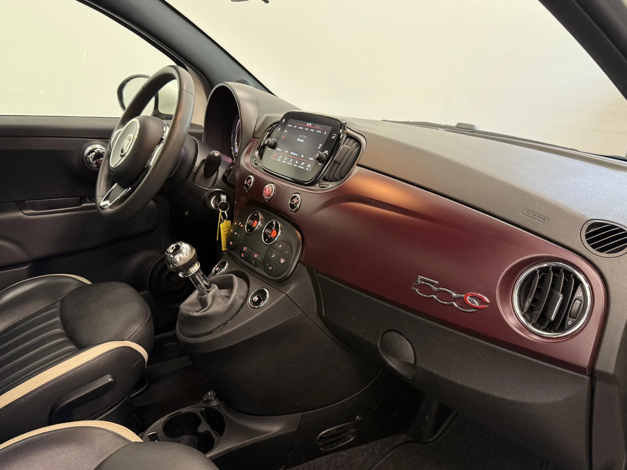 Hoofdafbeelding Fiat 500C