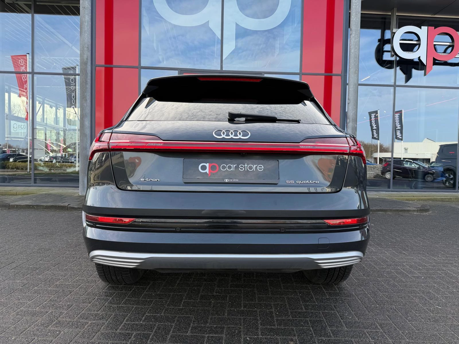 Hoofdafbeelding Audi e-tron