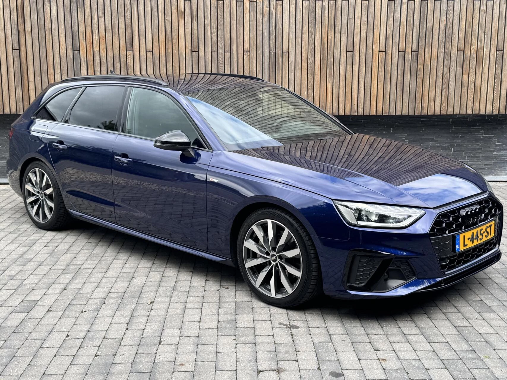 Hoofdafbeelding Audi A4