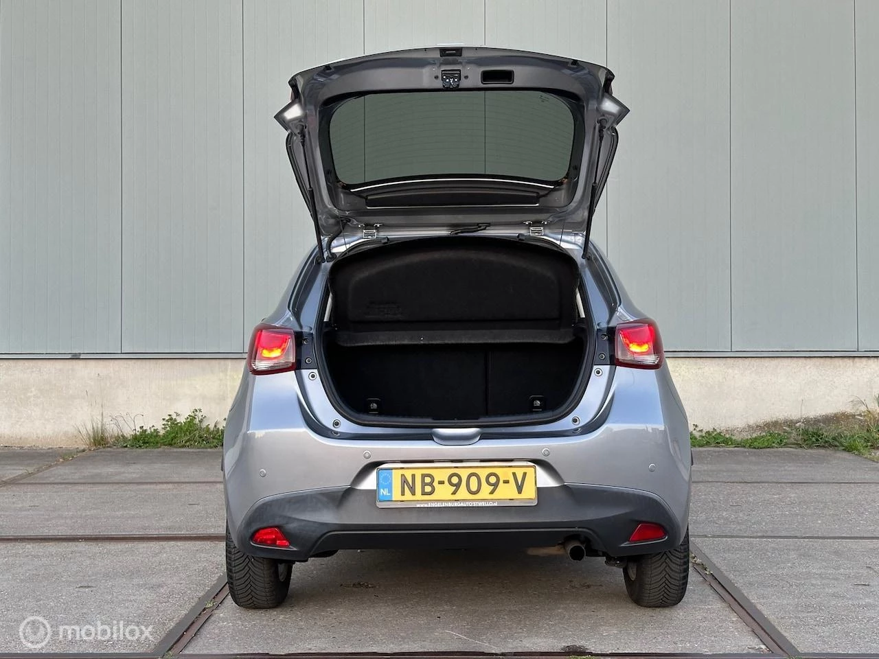 Hoofdafbeelding Mazda 2