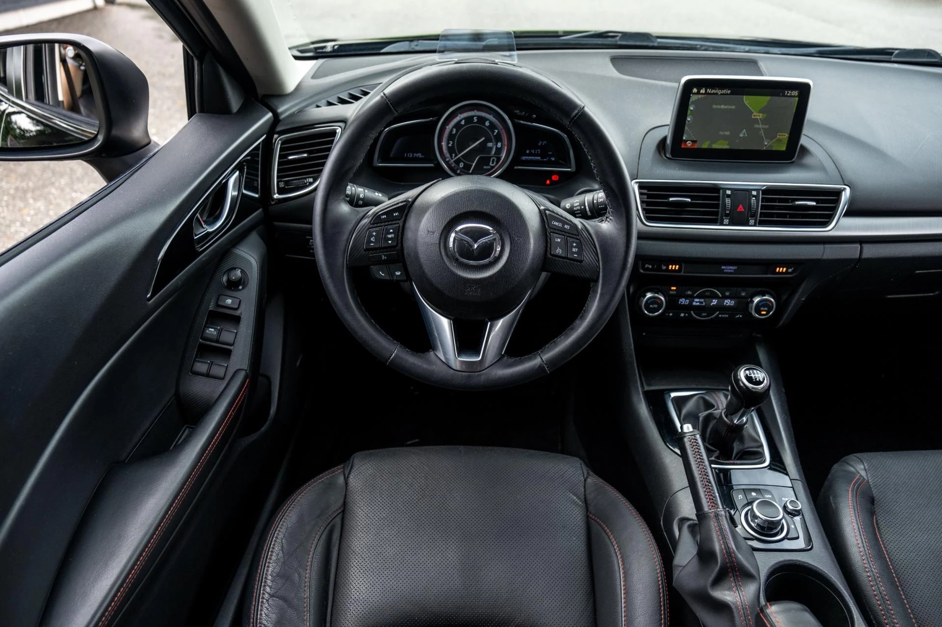Hoofdafbeelding Mazda 3
