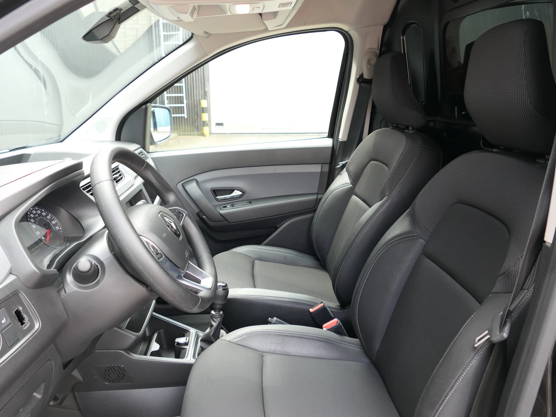 Hoofdafbeelding Renault Express
