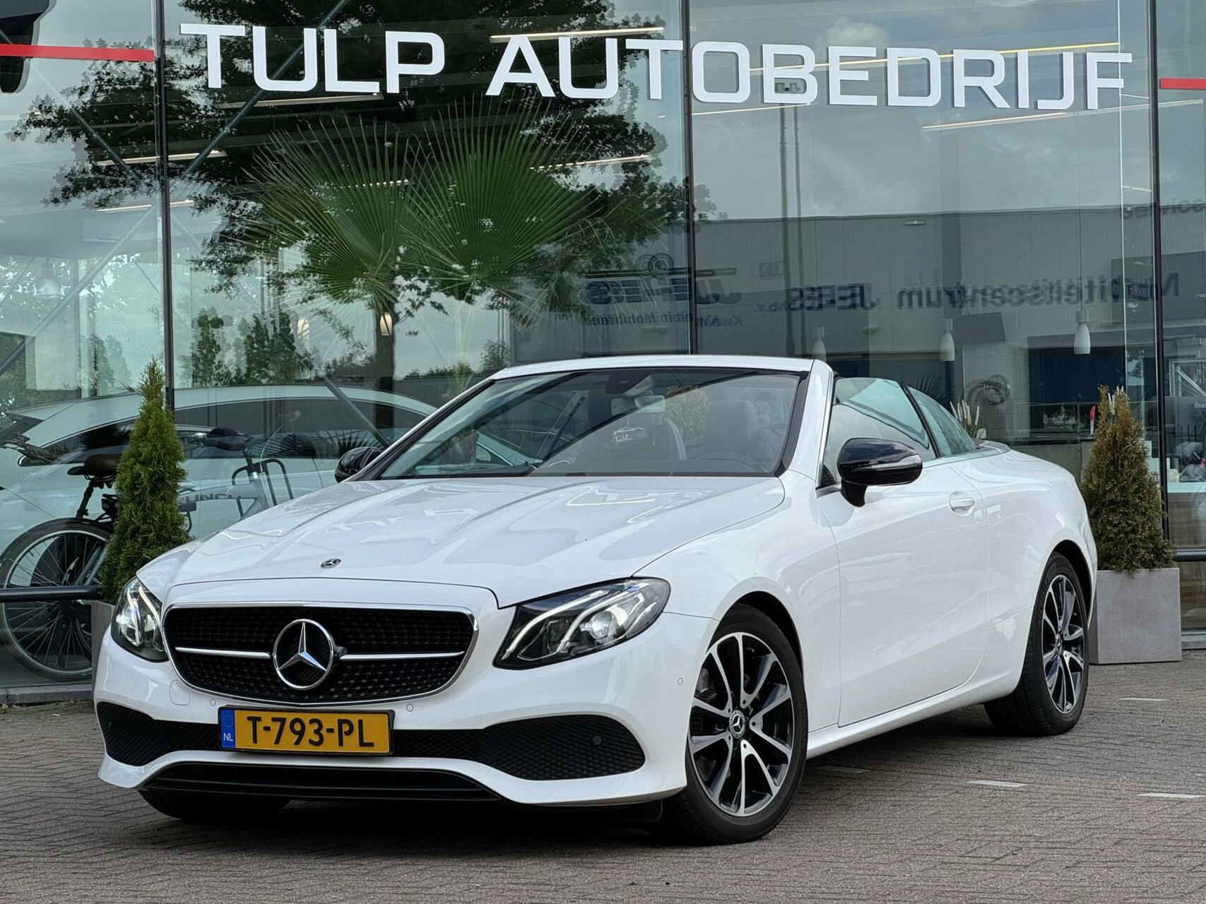 Hoofdafbeelding Mercedes-Benz E-Klasse