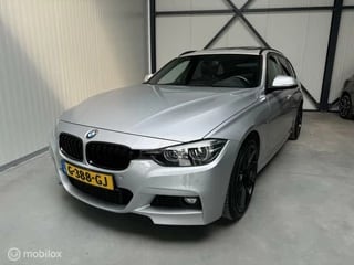 BMW 3-serie Touring 318i M-pakket, Automaat Panoramadak