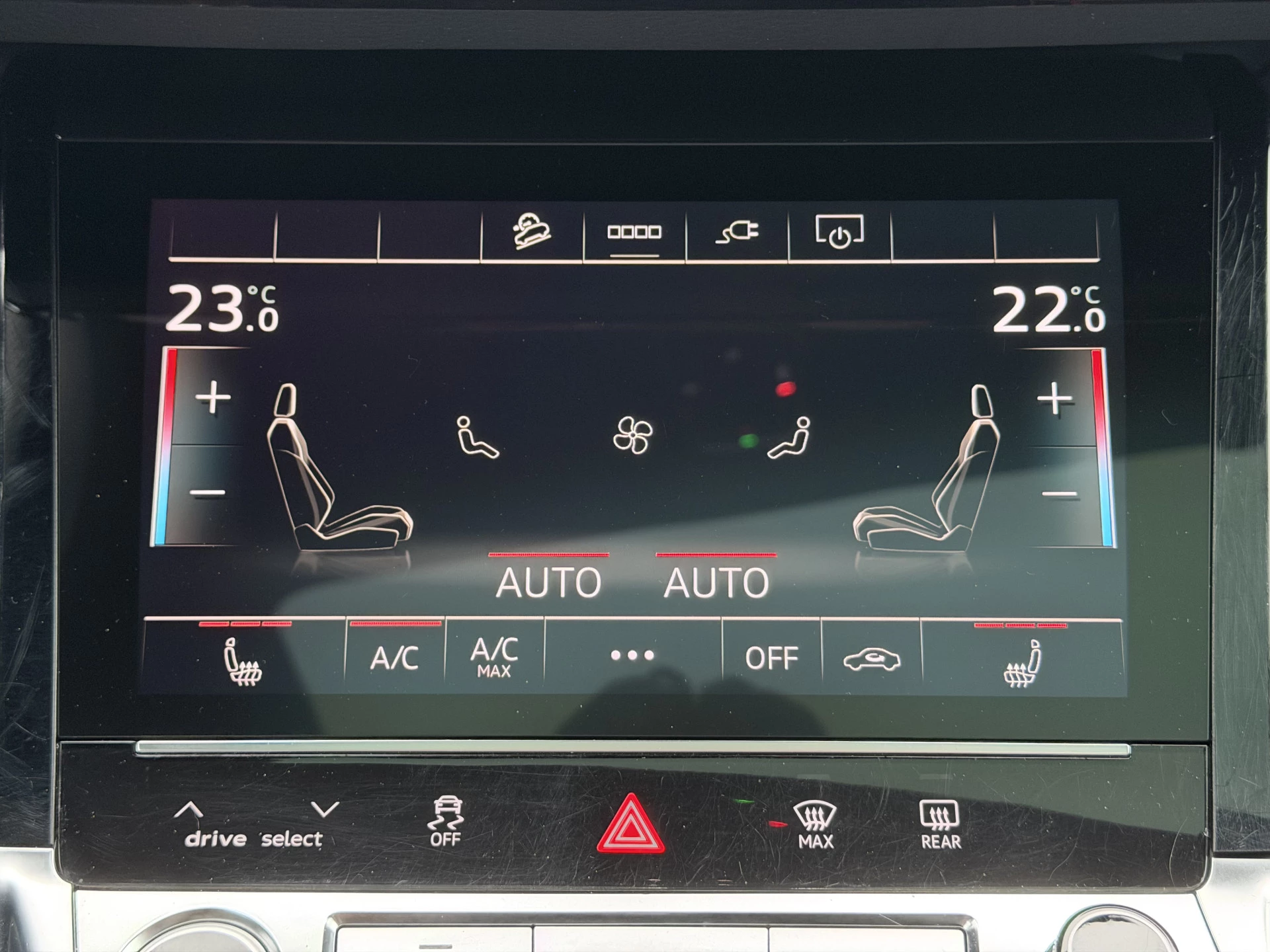 Hoofdafbeelding Audi Q8 e-tron