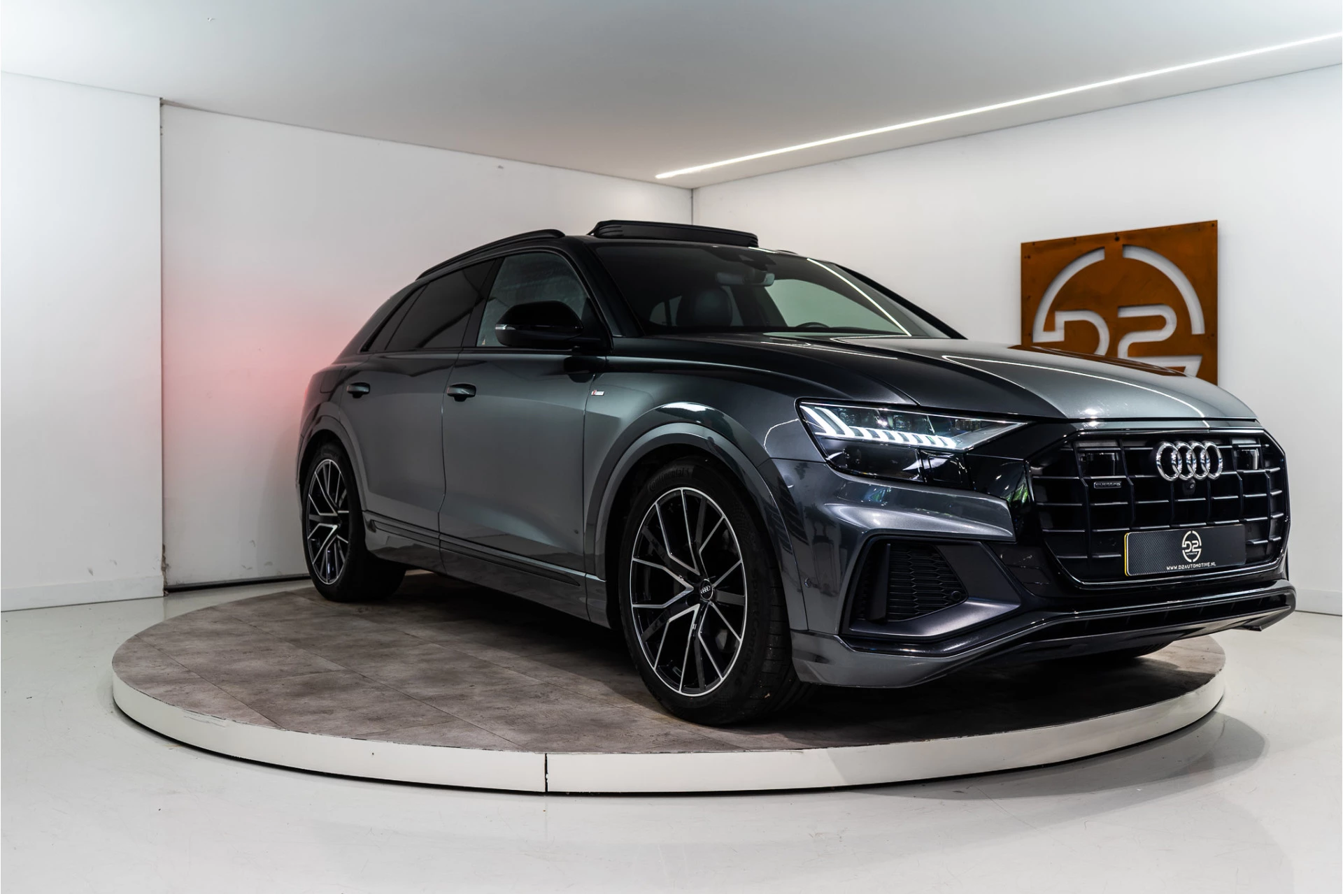 Hoofdafbeelding Audi Q8