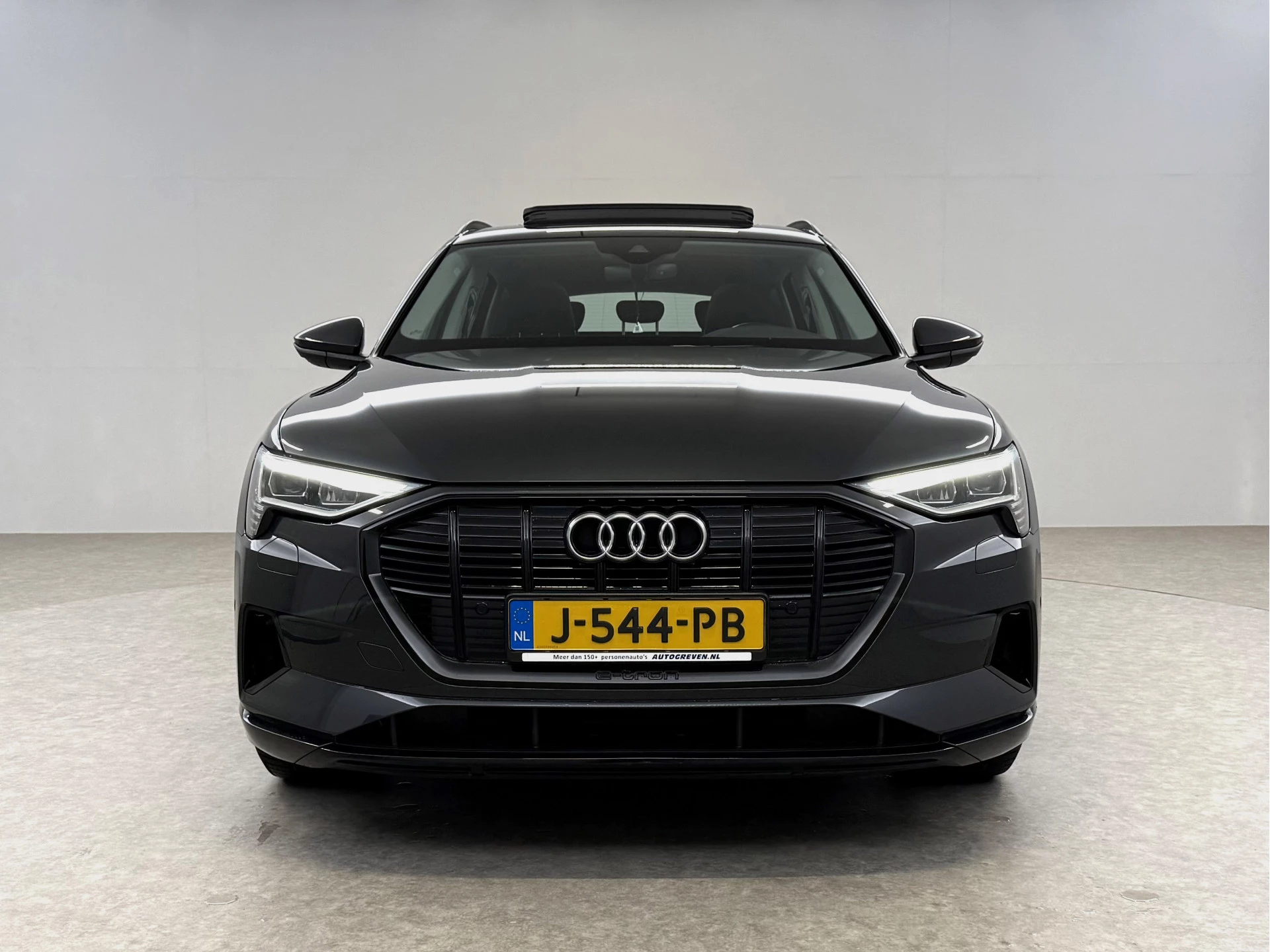 Hoofdafbeelding Audi e-tron