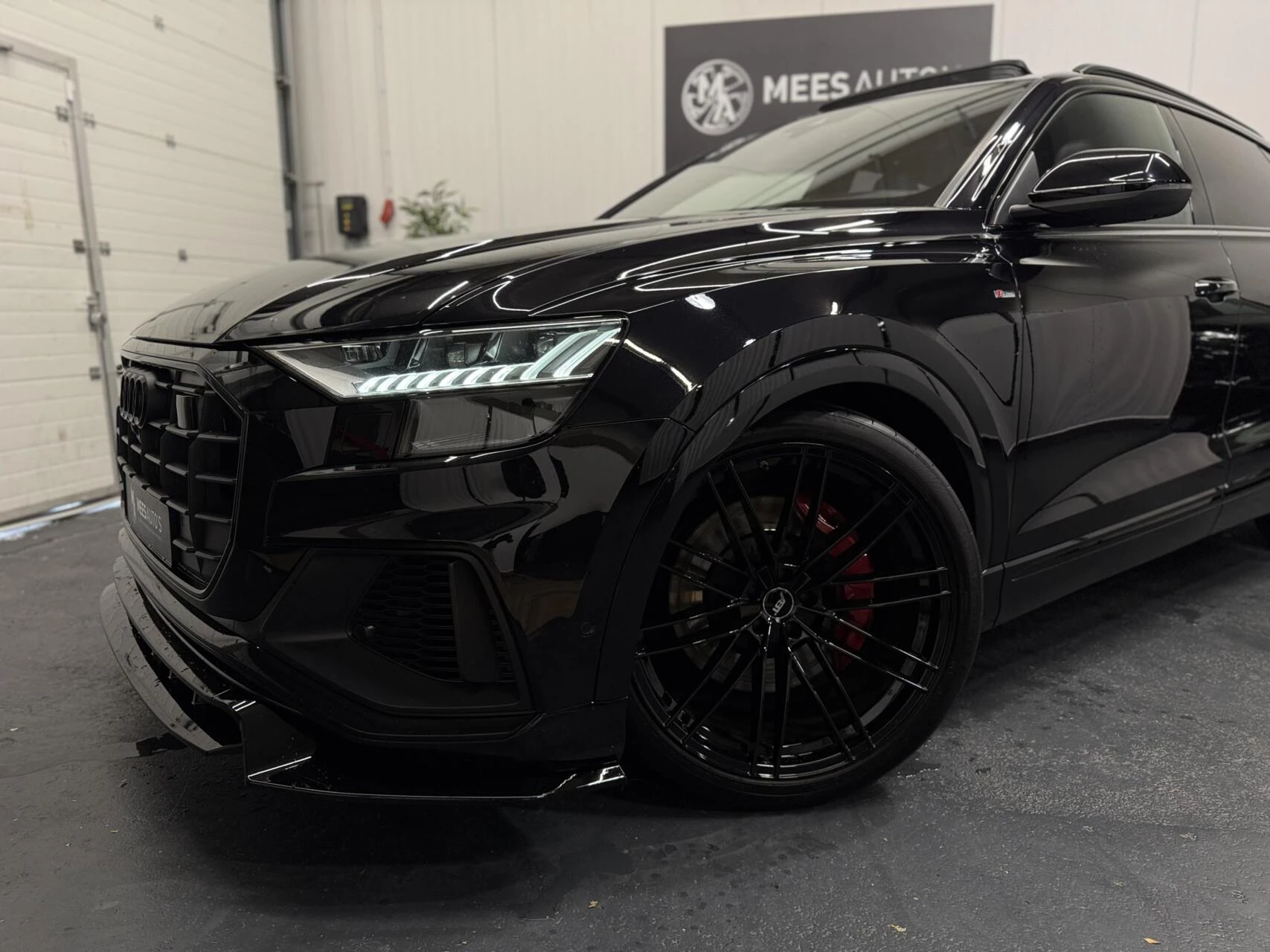Hoofdafbeelding Audi Q8