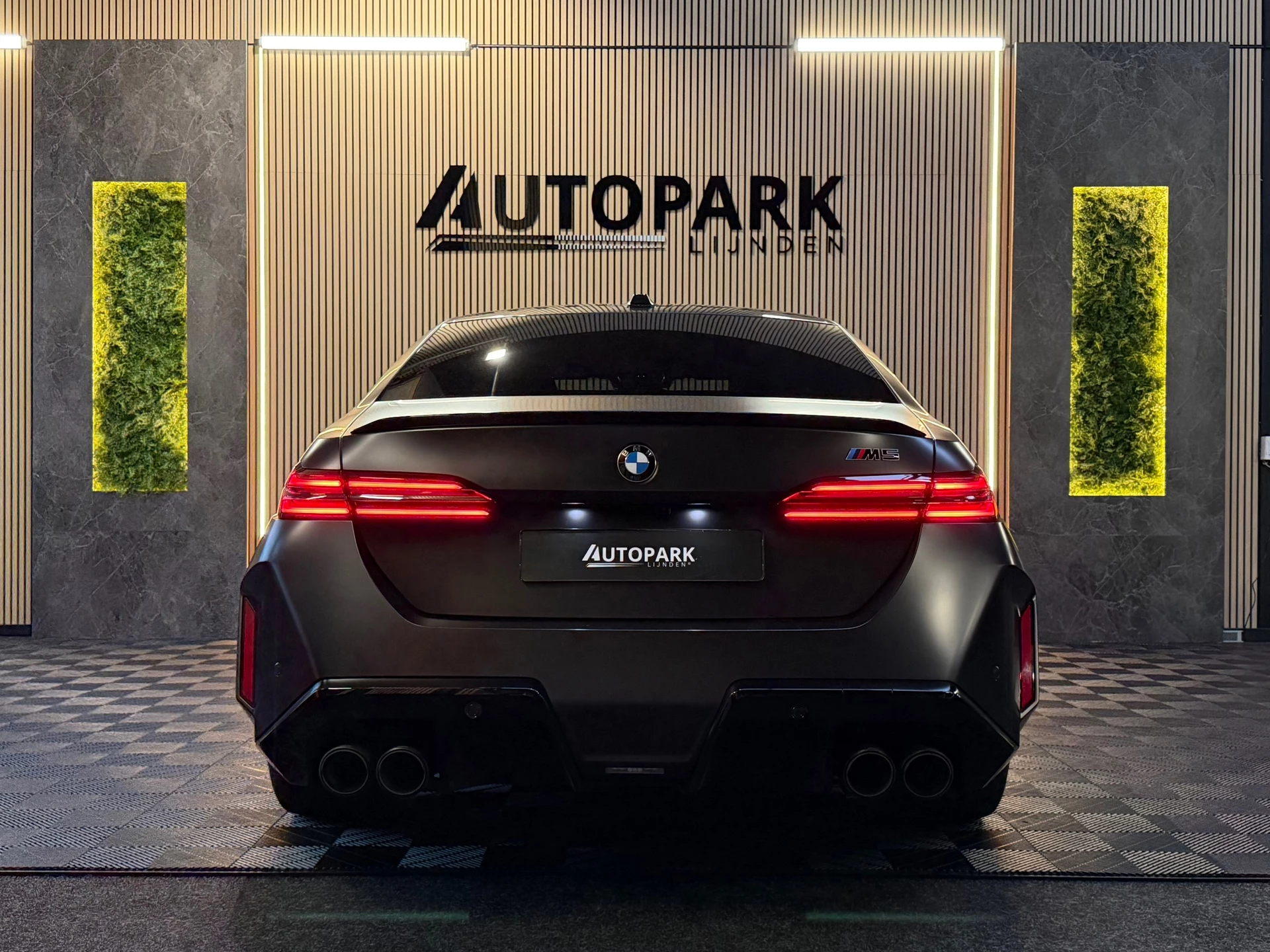 Hoofdafbeelding BMW M5