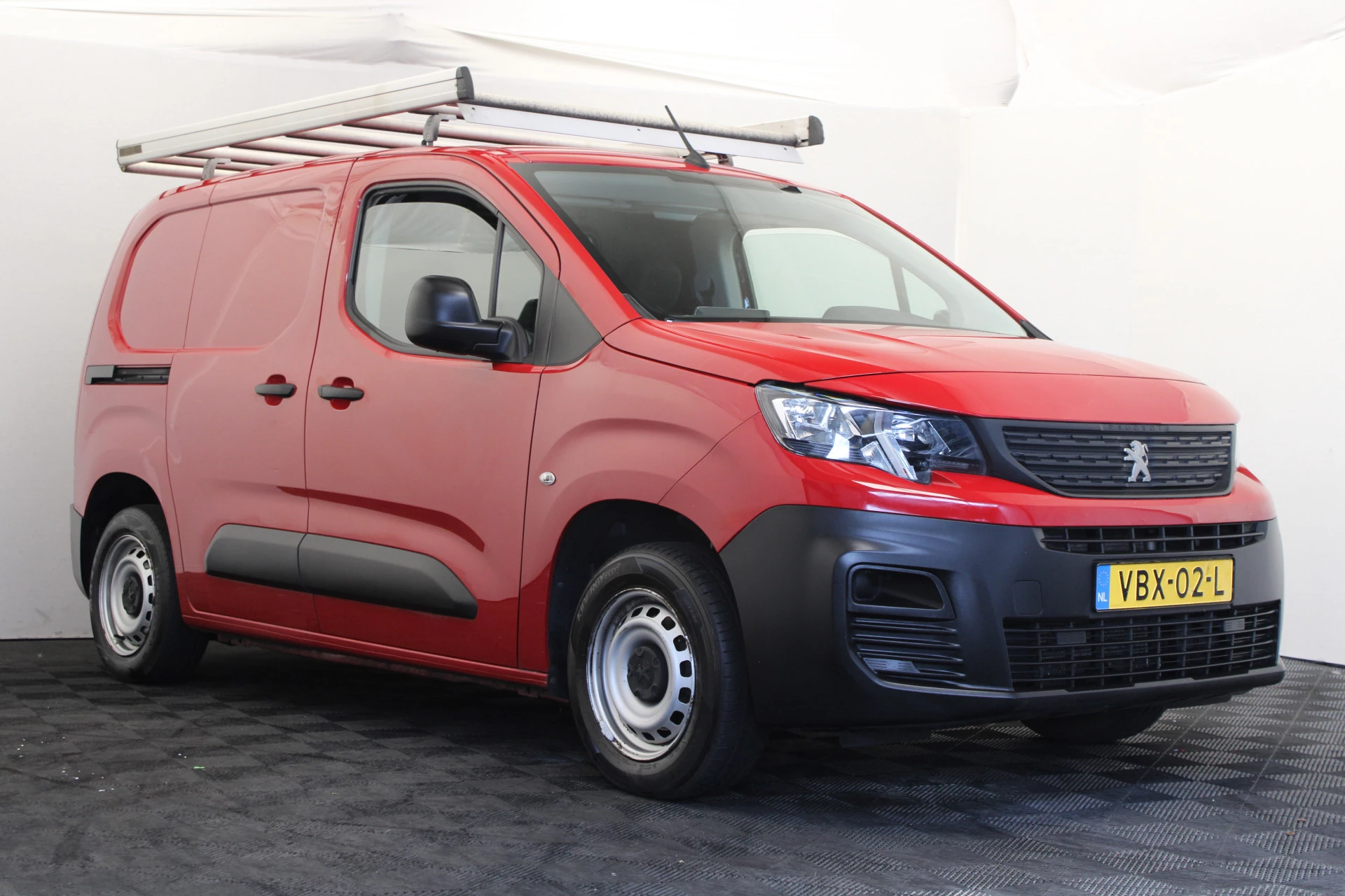 Hoofdafbeelding Peugeot Partner