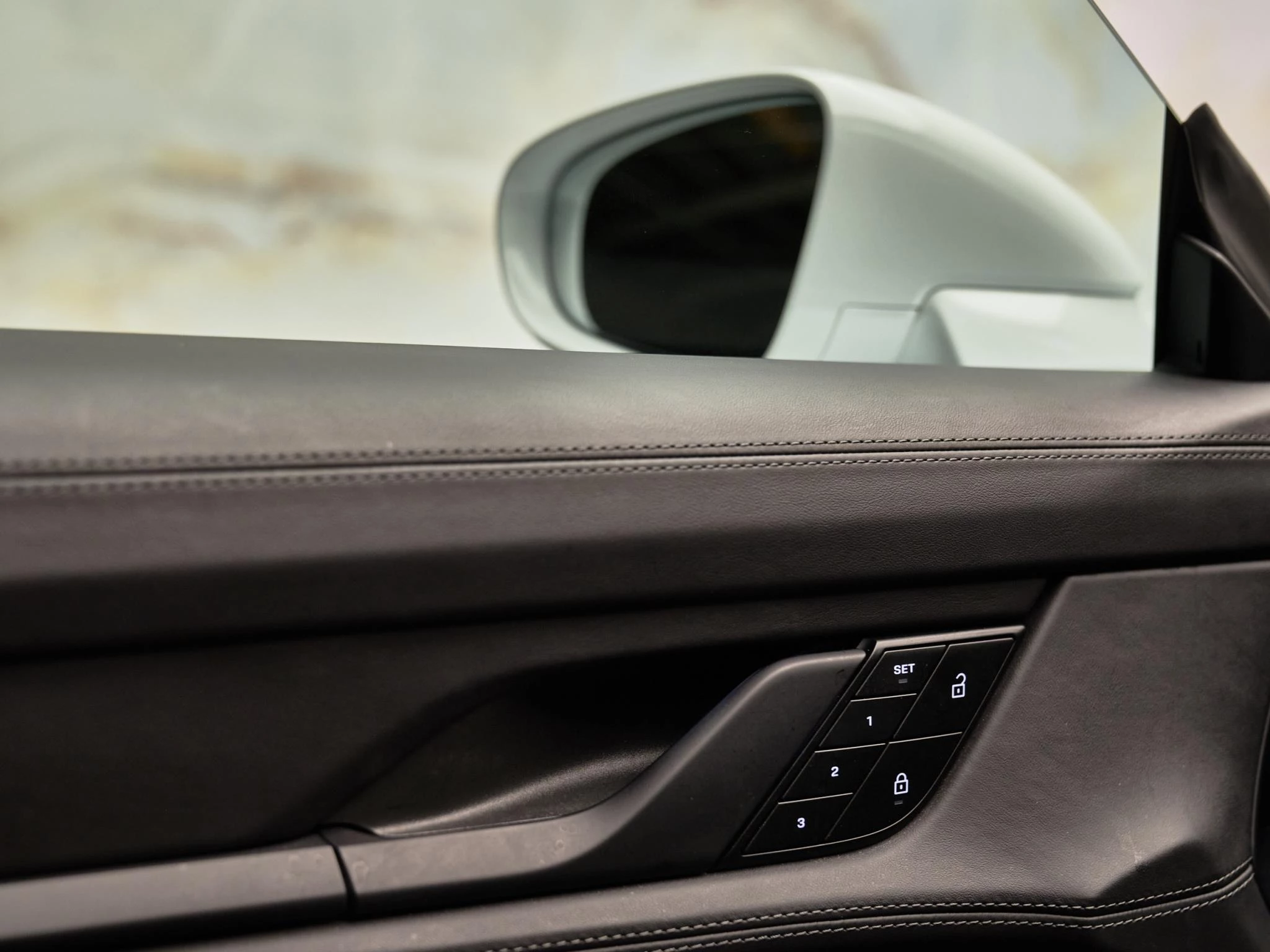 Hoofdafbeelding Porsche Taycan