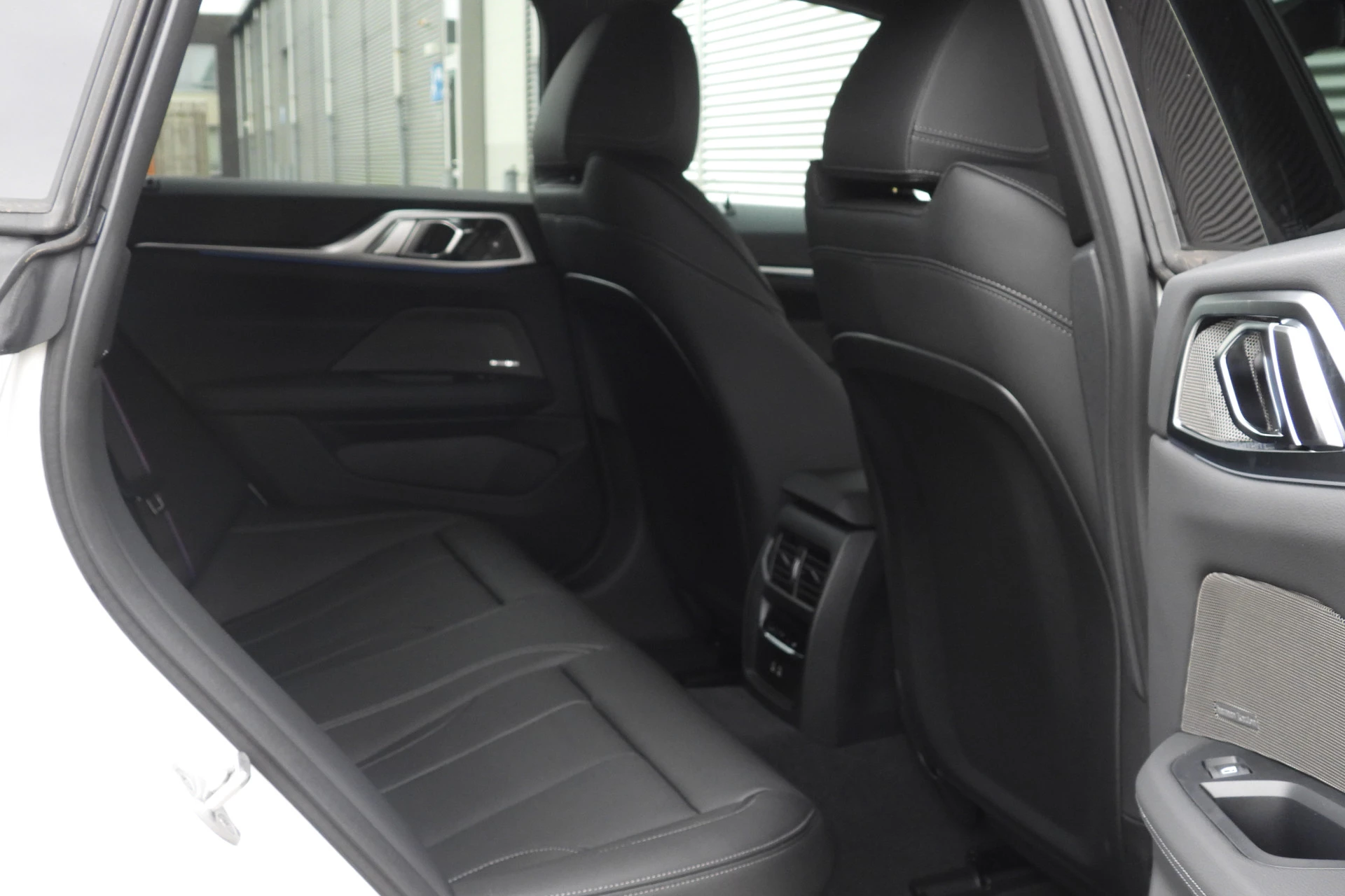 Hoofdafbeelding BMW i4