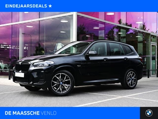 BMW X3 xDrive30e High Executive M Sport Automaat / Panoramadak / Trekhaak / Sportstoelen / Achteruitrijcamera / LED / Stoelverwarming / BMW Live Cockpit Professional