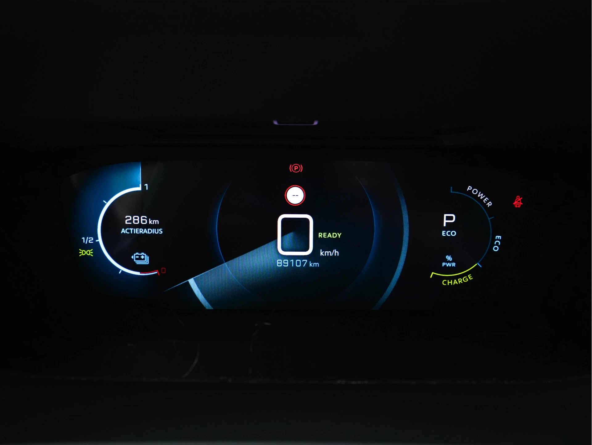 Hoofdafbeelding Peugeot e-208